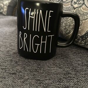 Black Shine Bright Mug